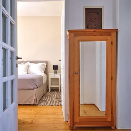 Апартаменты The Sunset Nest Науса